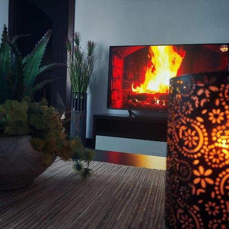 Apartments Onyx Sisak Esterno foto
