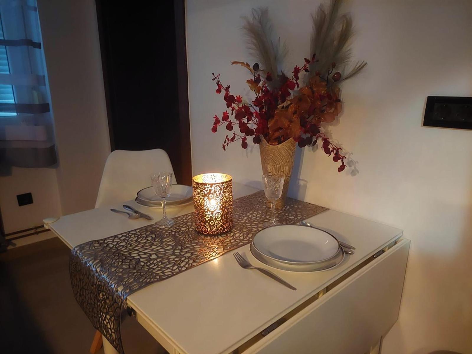 Apartments Onyx Sisak Esterno foto