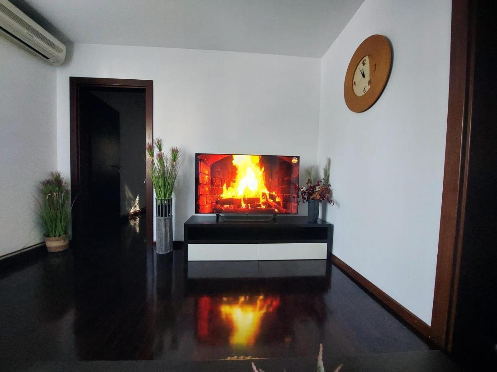 Apartments Onyx Sisak Esterno foto